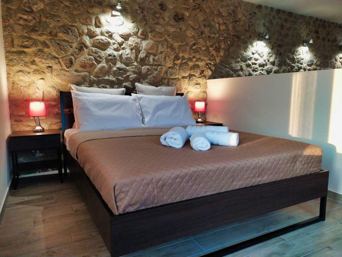 Guesthouse Kastelia Καλαμπάκα Εξωτερικό φωτογραφία